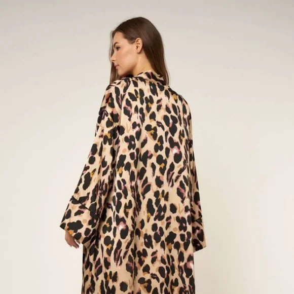 Maxi Leopard Kimono - Picture 8 of 10